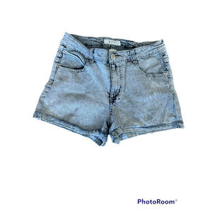 CP Stonewash jean shorts size 9